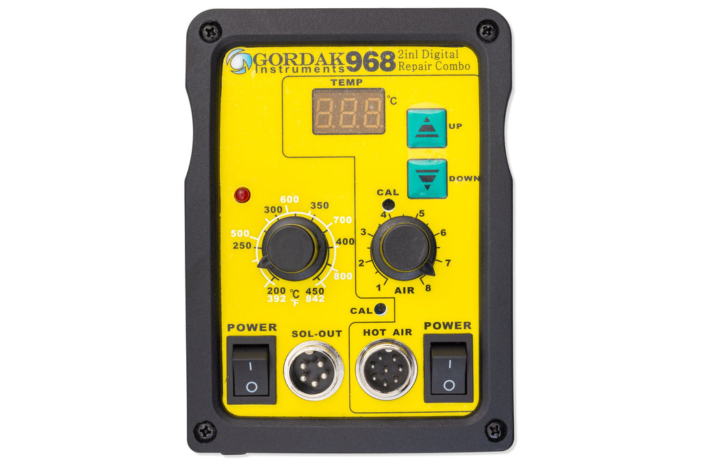 Soldering station with hot air